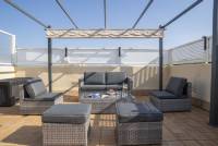 05_Lounge und Pergola auf Dachterrasse Casa MaryAni